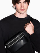 Armani Exchange Marsupio Uomo Nero con tape logo XM002834 AF22662 UC001 ARMANI EXCHANGE 