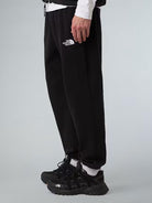 The North Face Joggers Simple Dome Regular affusolati Uomo TNF Black NF0A8C1W JK3 THE NORTH FACE 