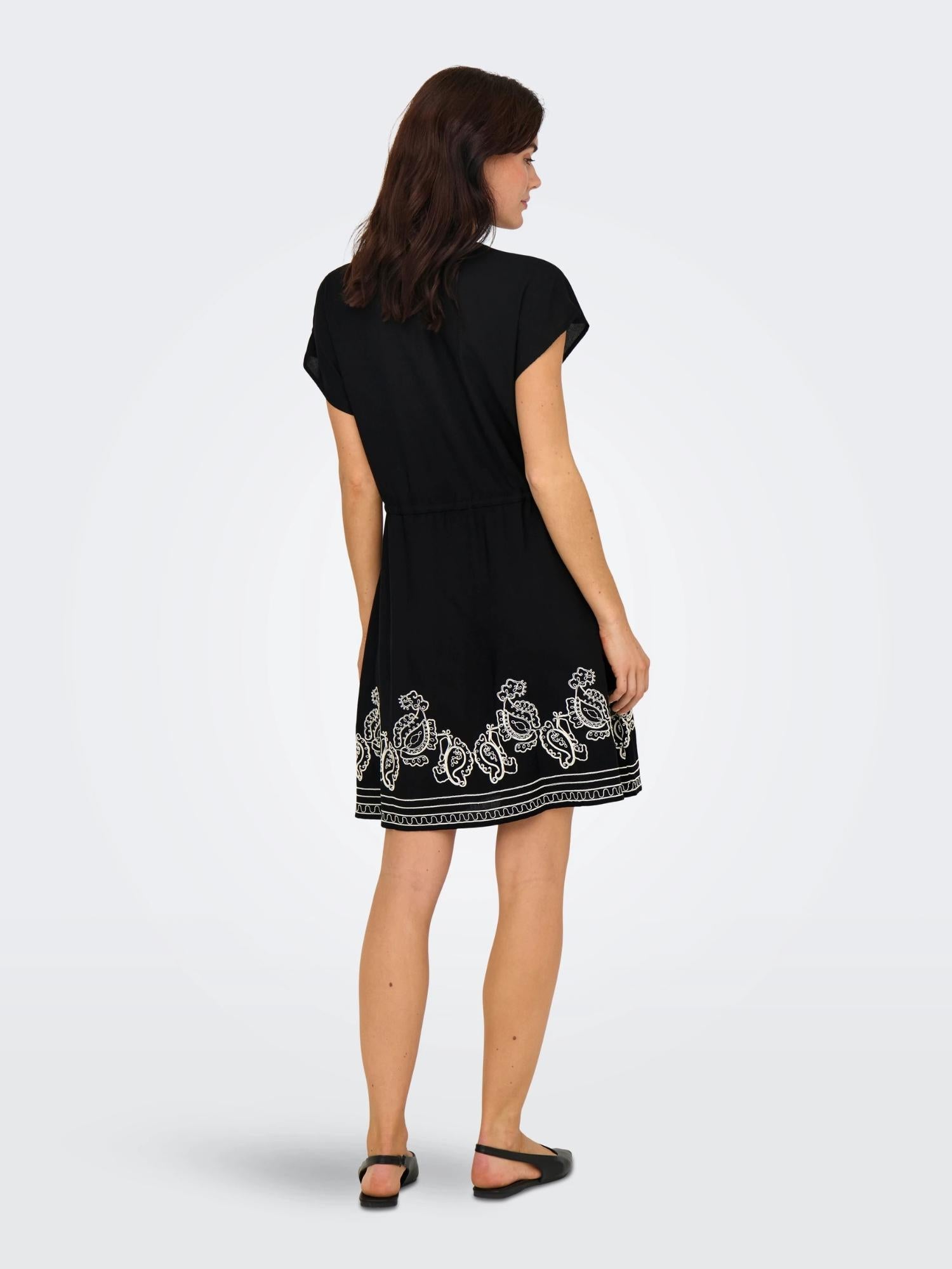 JACQUELINE DE YONG 15347077Black