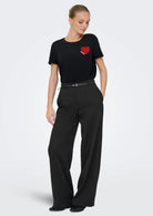  15366452 Black Heart ONLY 