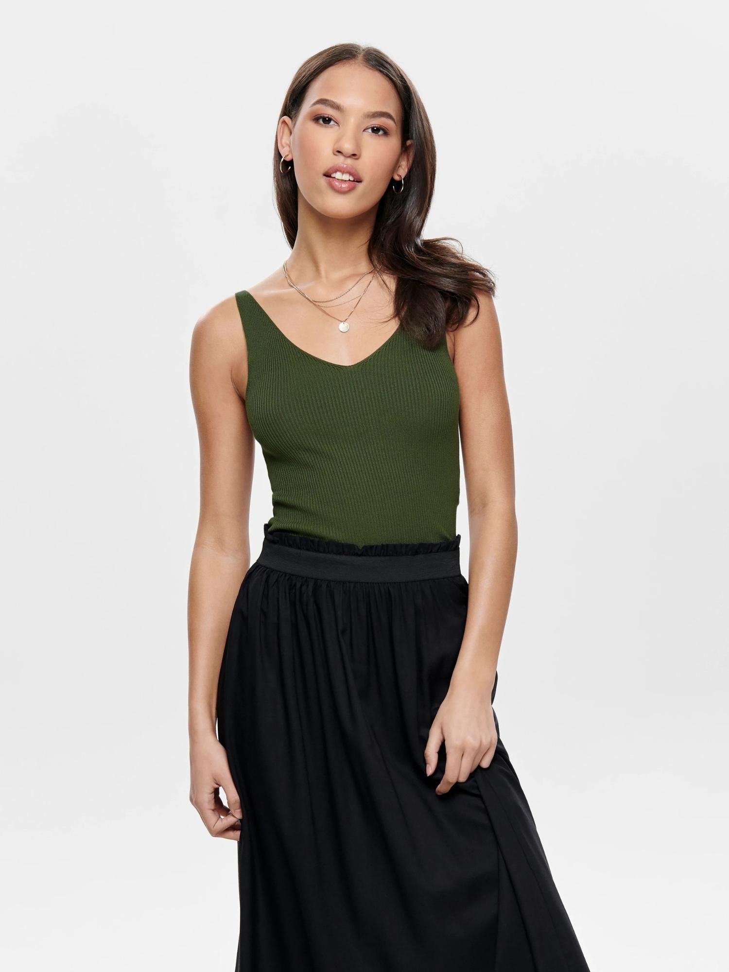 JACQUELINE DE YONG 15180497Kalamata