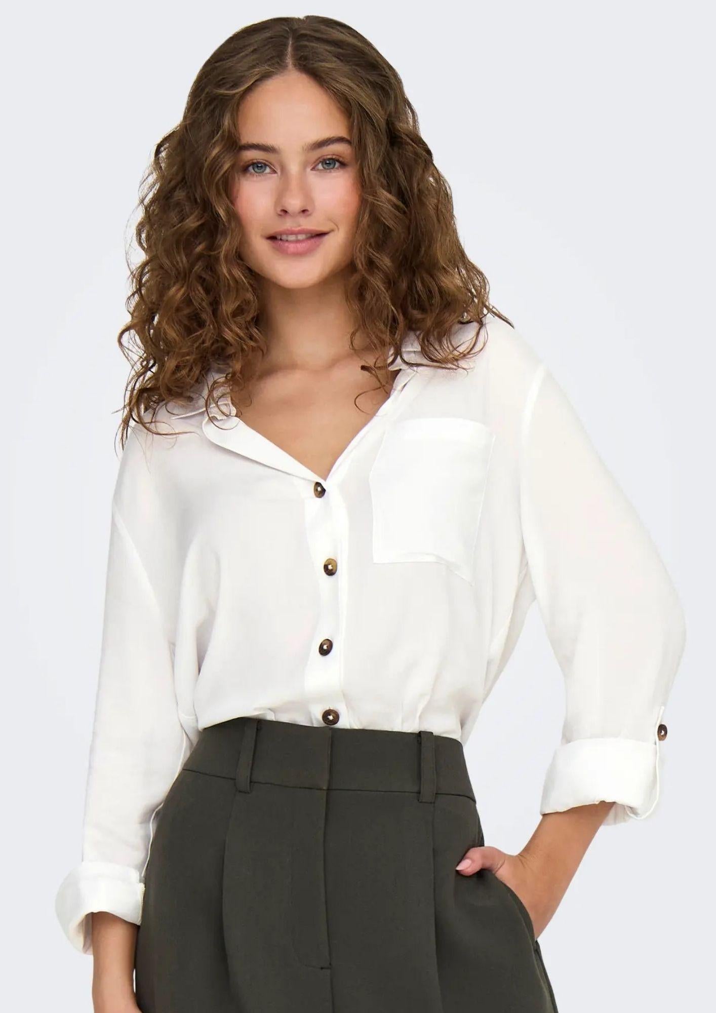  15329311 White JACQUELINE DE YONG 