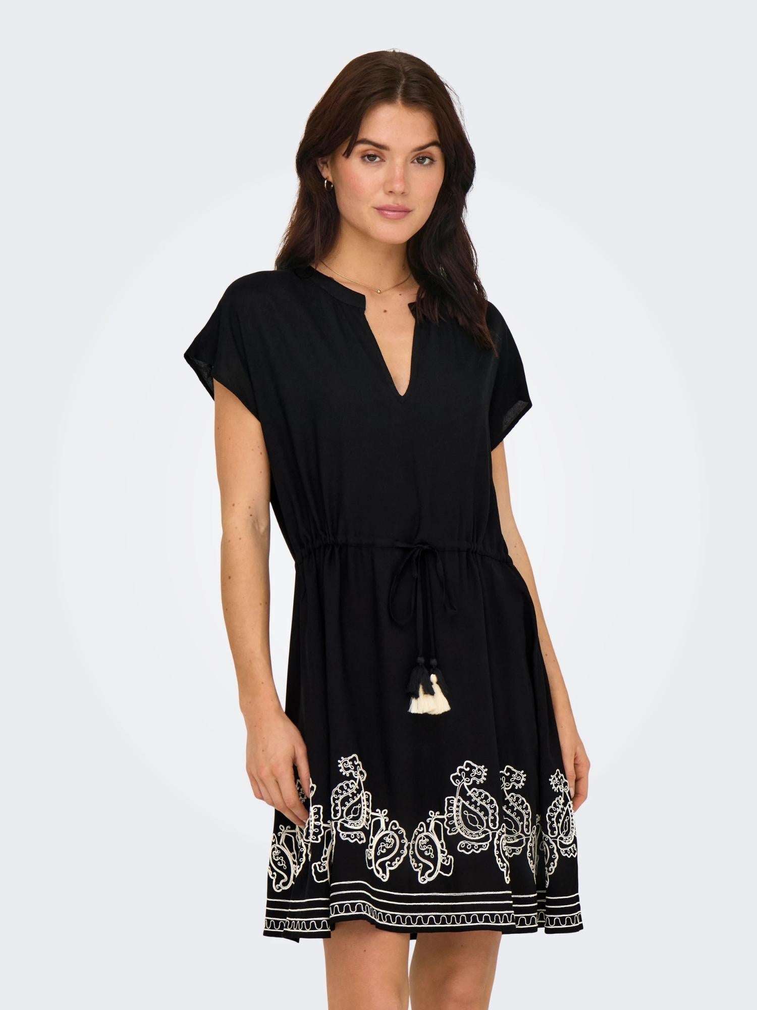 JACQUELINE DE YONG 15347077Black