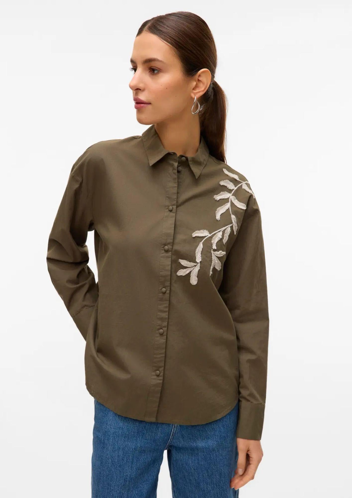  10333342 Grape Leaf Birch emb. detail VERO MODA 