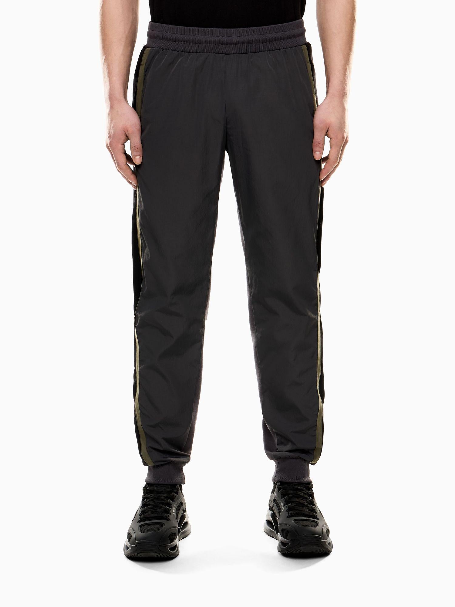 EA7 Emporio Armani Pantaloni jogger Athletic Colour Block in nylon e misto viscosa Uomo Asfalto 7M000939 AF17003 U8117 EA7 EMPORIO ARMANI 