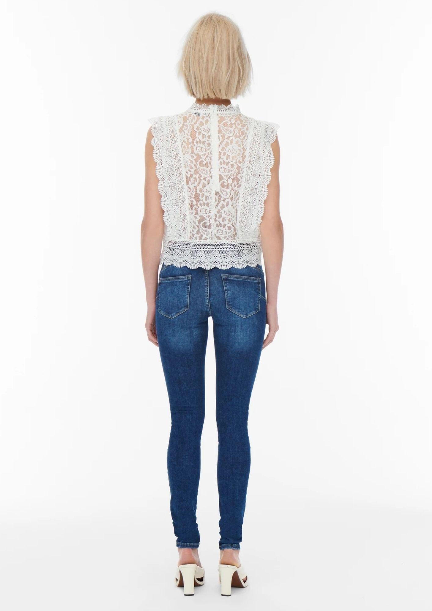 Only Top Donna Karo Bianco 15204604 Cloud Dancer ONLY 
