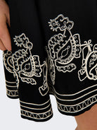 JACQUELINE DE YONG 15347077Black