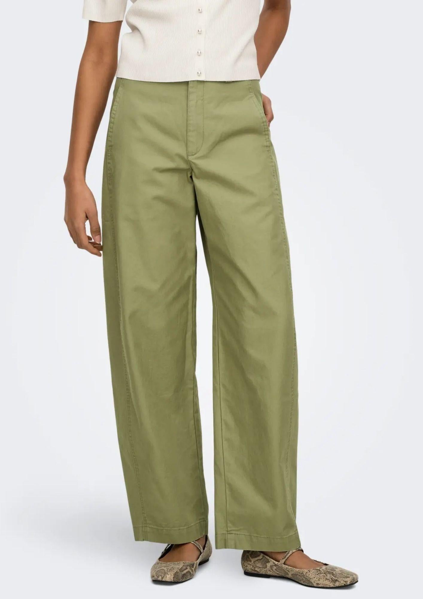  15367918 Dried Herb JACQUELINE DE YONG 