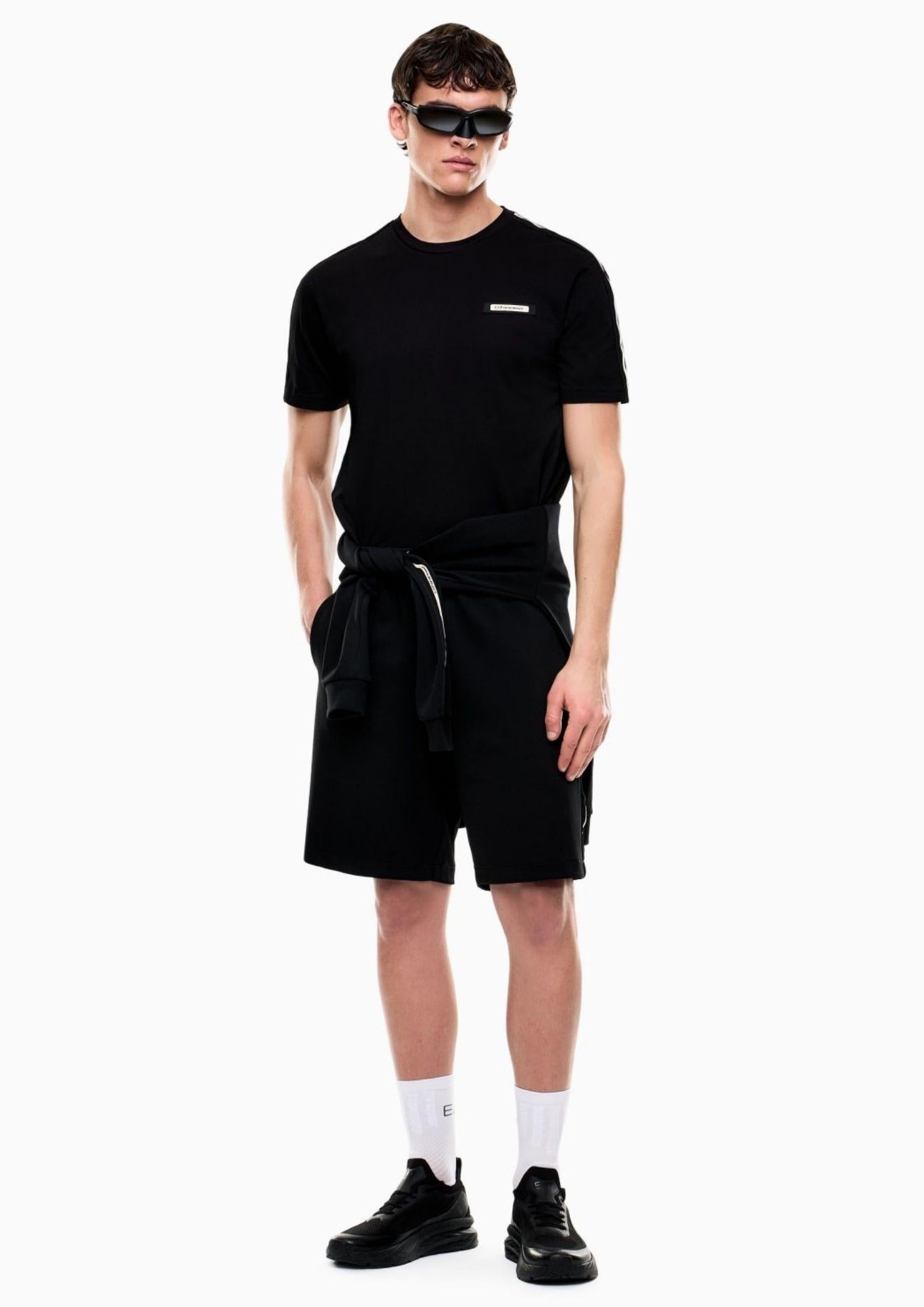 EA7 Emporio Armani Bermuda Uomo Nero 7M001481 AF12660 UC001 EA7 EMPORIO ARMANI 