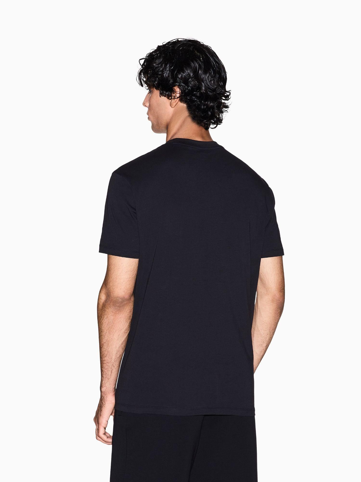 Armani Exchange T-shirt regular fit Uomo Nero XM001911 AF10356 MC237 ARMANI EXCHANGE 