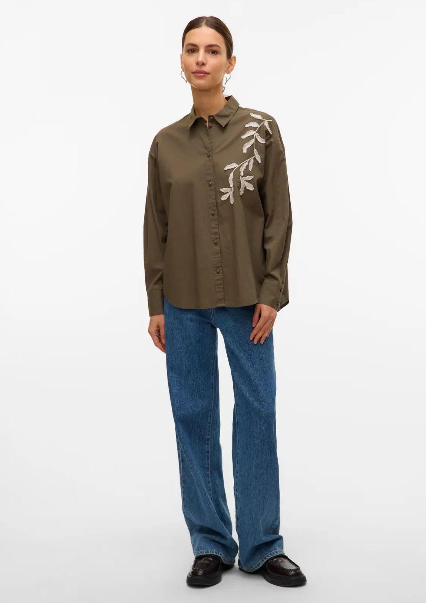  10333342 Grape Leaf Birch emb. detail VERO MODA 