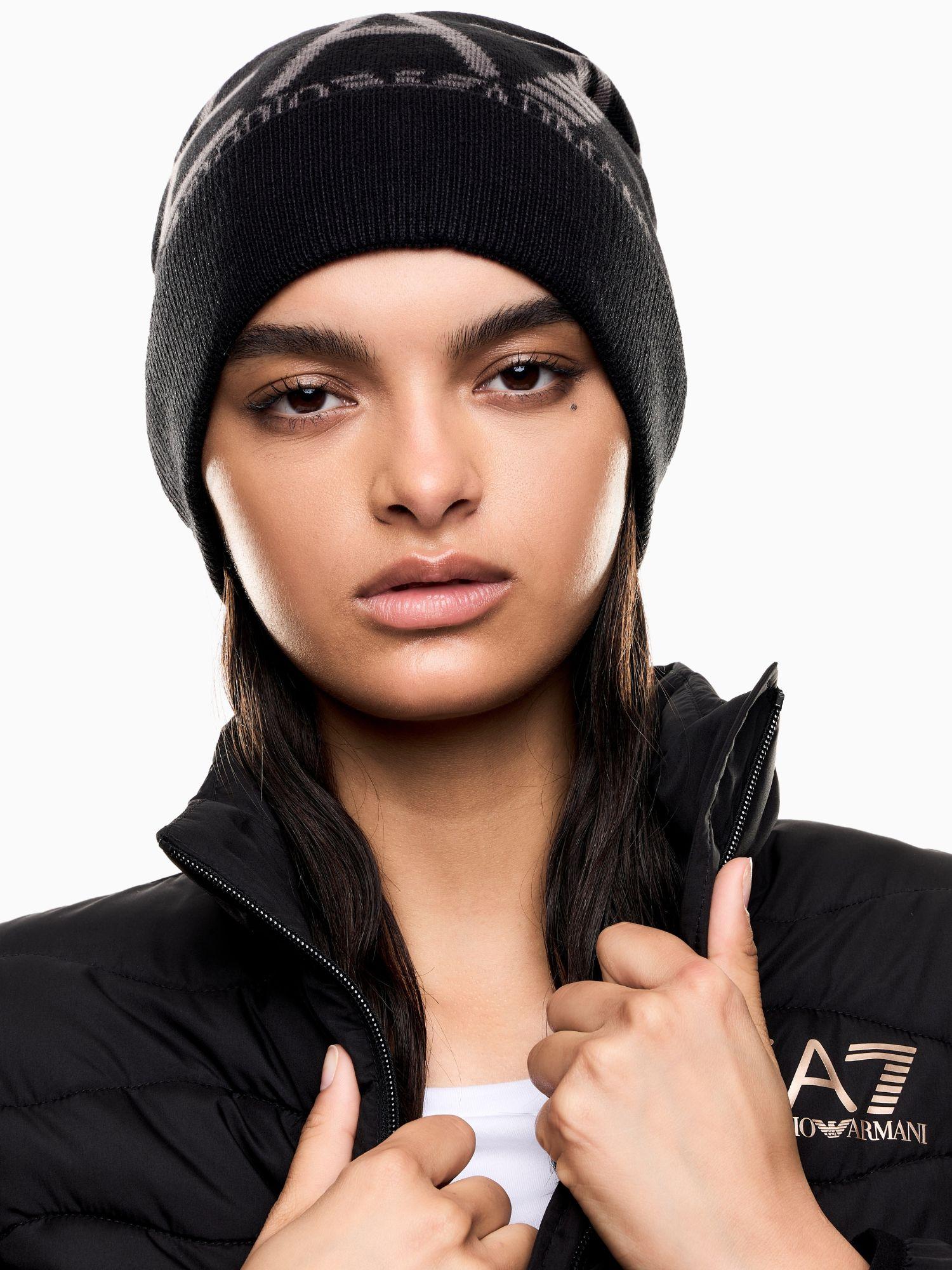 EA7 Emporio Armani Beanie Visibility con maxi logo EA7 Nero 7X000006 AF11994 MC041 EA7 EMPORIO ARMANI 