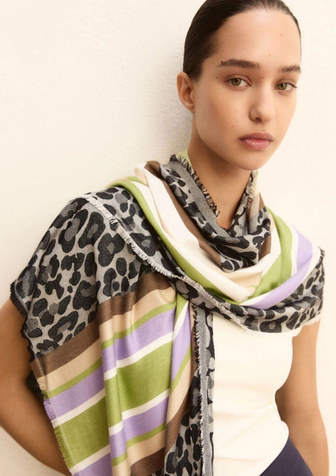 Emme Marella Stola Donna Emmcorsaro Verde 2615541031200 002 EMME MARELLA 