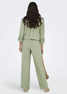  15346559 Laurel Oak JACQUELINE DE YONG 