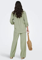  15346548 Laurel Oak JACQUELINE DE YONG 