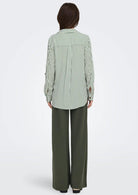  15329311 White SEA SPRAY JACQUELINE DE YONG 